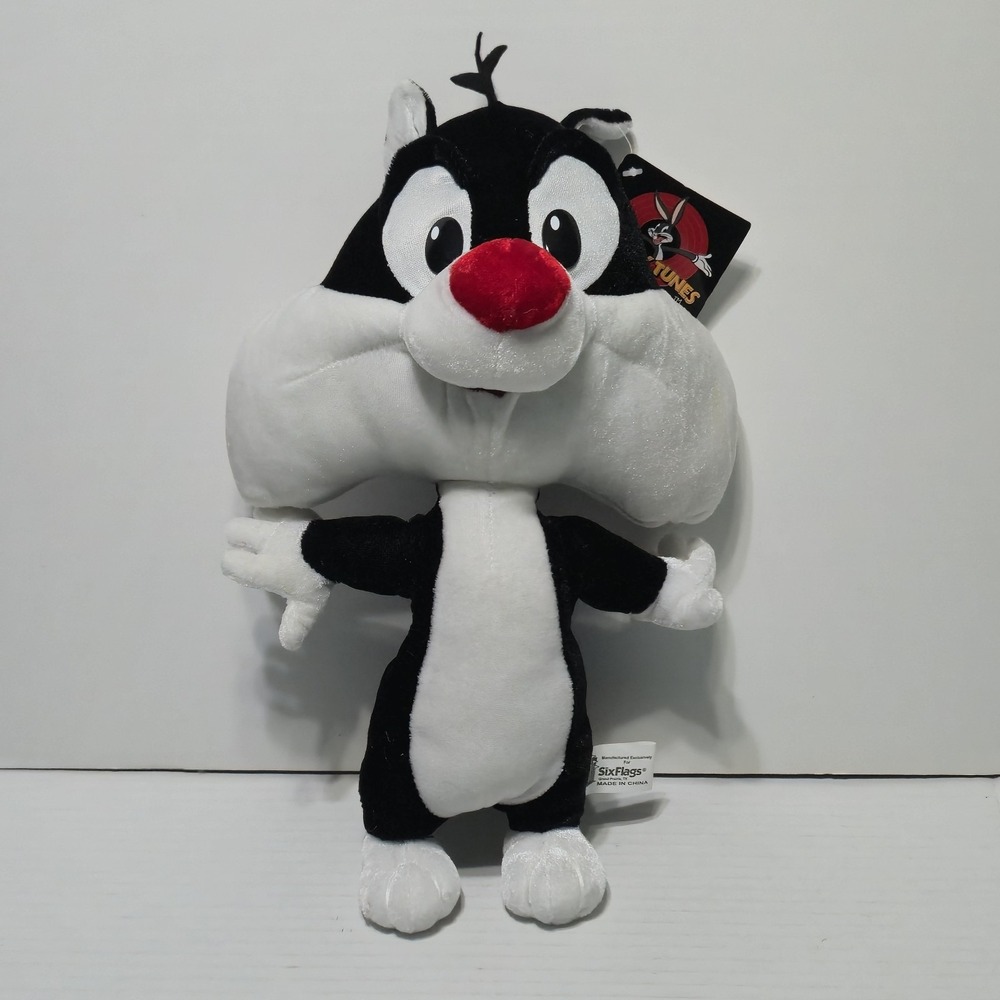 NWT Six Flags Looney Tunes Sylvester Cat Plush Stuffed Toy Warner Bros Exclusive